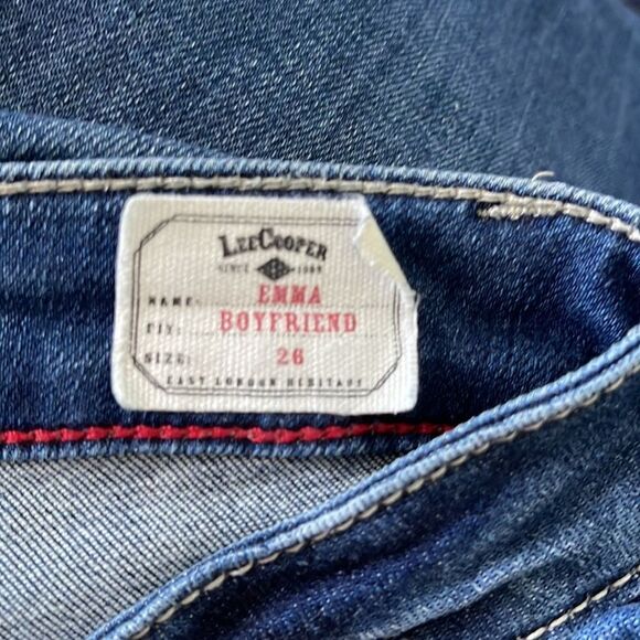 Lee Cooper Emma boyfriend Jean with stretch. Distressed look. - Picture 8 of 8